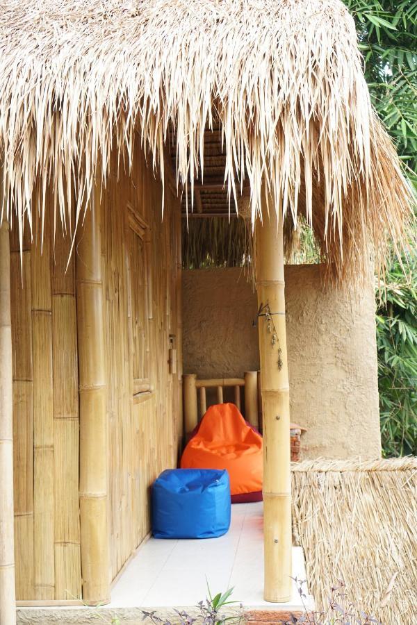 Bali Bamboo Jungle Huts And Hostel Tampaksiring Екстер'єр фото